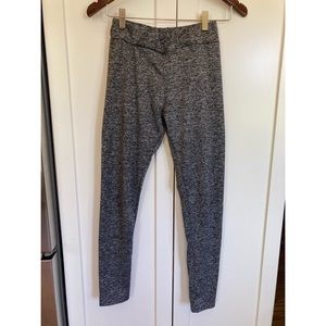V waist booty scrunch leggings
